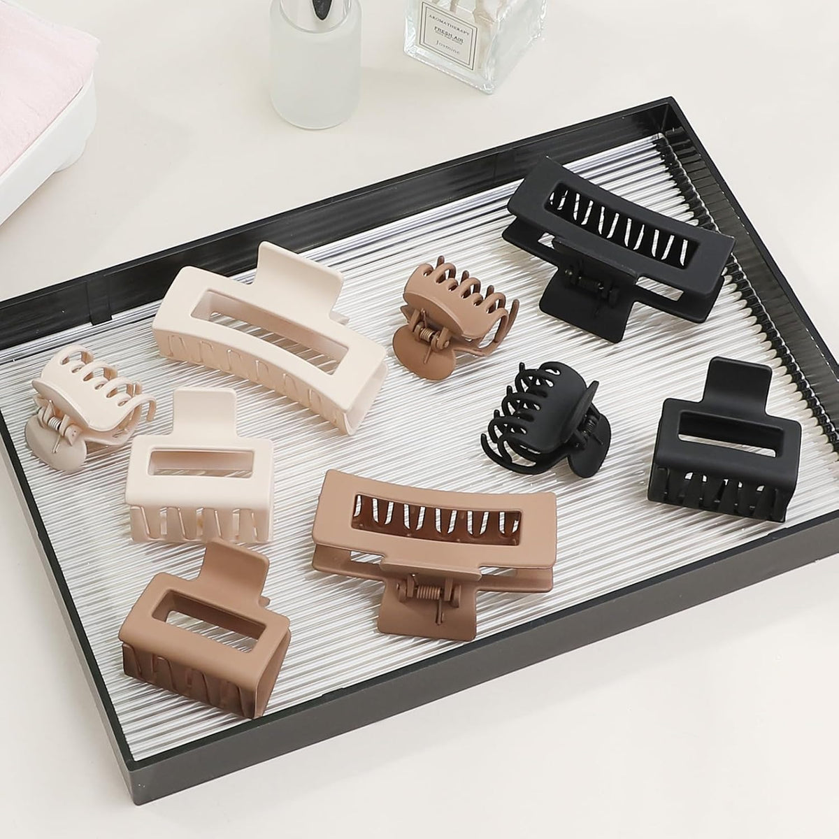 Medium Claw Hair Clips Set, 9 Pieces, 3 Styles