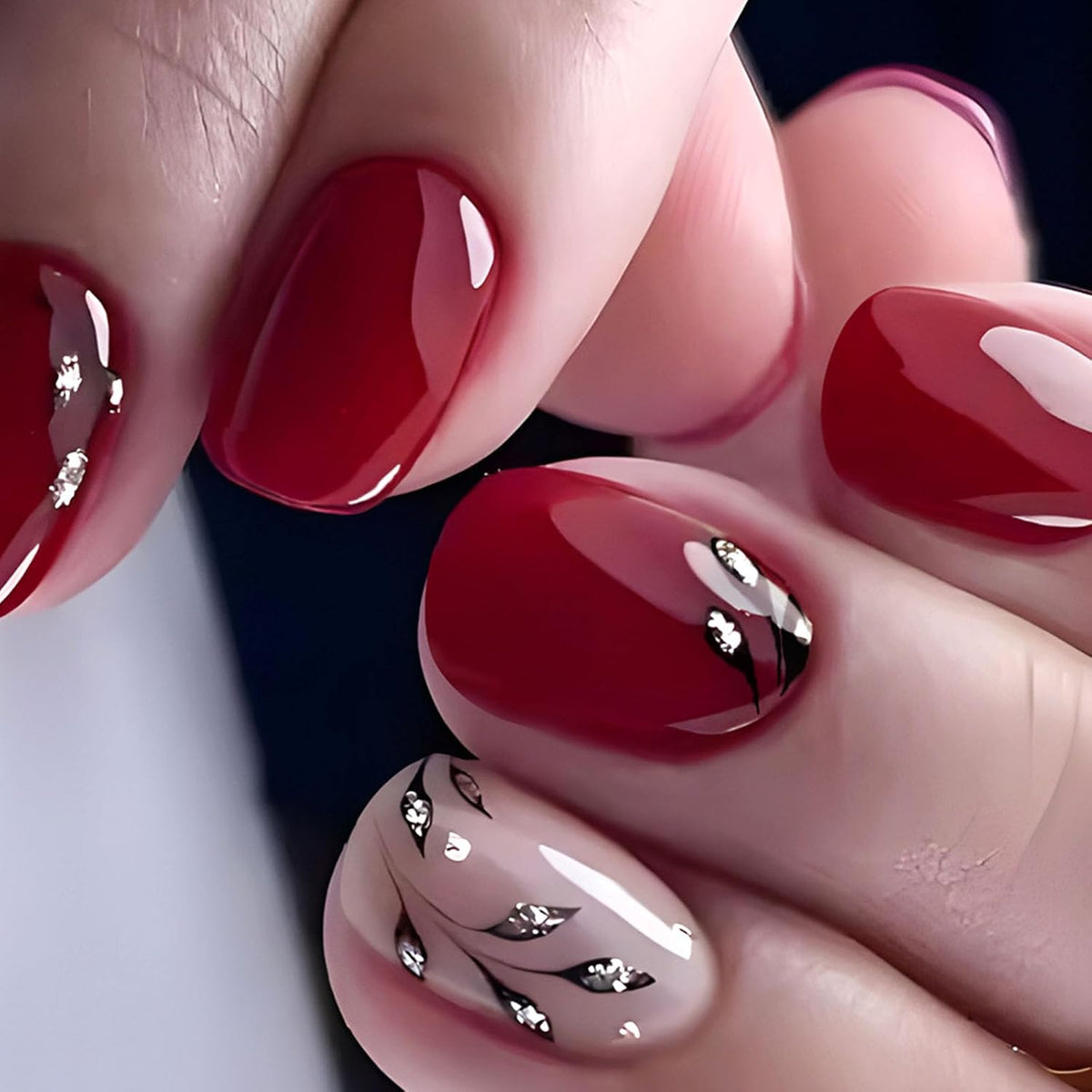 Short Square Press On Nails Set, 24 Pieces, Black Leaf Glitter Design